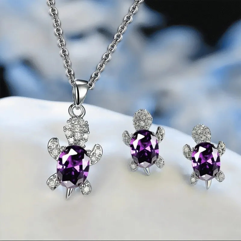 Beautiful Sea Turtle Necklace with Bonus Earrings