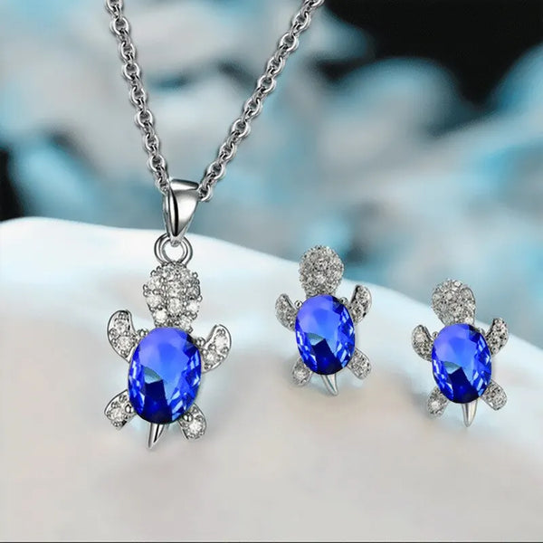 Beautiful Sea Turtle Necklace with Bonus Earrings