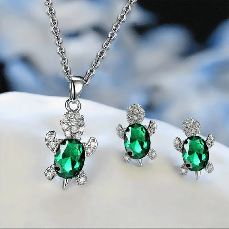 Beautiful Sea Turtle Necklace with Bonus Earrings